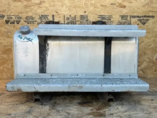 Picture of (Used) 2004 Freightliner M2 106, FUEL TANK