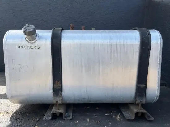 Picture of (Used) 2010 Hino 338, FUEL TANK