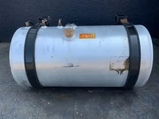 Picture of (Used) 2018 Hino 195, FUEL TANK