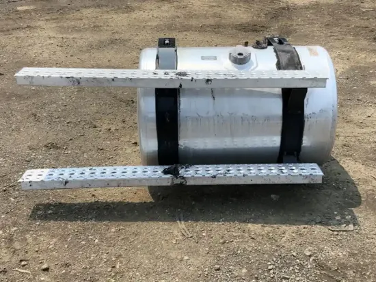 Picture of (Used) 2021 Freightliner Cascadia 126, FUEL TANK
