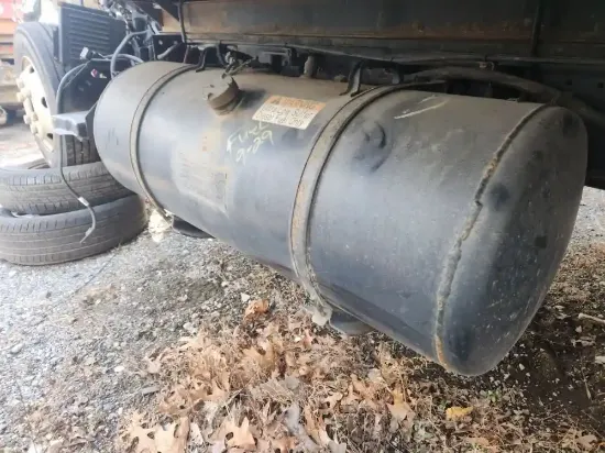 Picture of (Used) 2015 Mitsubishi FEC92S, FUEL TANK