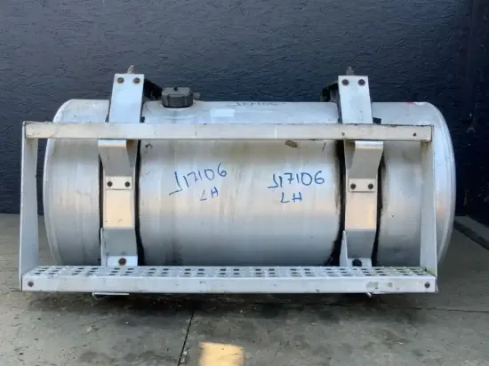 Picture of (Used) 1999 Freightliner FLD120, FUEL TANK