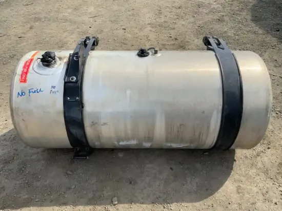 Picture of (Used) 2020 Freightliner Cascadia 126, FUEL TANK