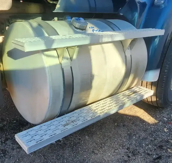 Picture of (Used) 2001 International 92001, FUEL TANK