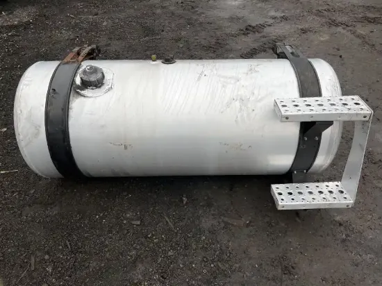 Picture of (Used) 2014 Freightliner Cascadia 125, FUEL TANK