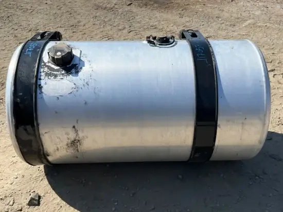 Picture of (Used) 2016 Freightliner Cascadia 125, FUEL TANK