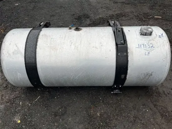 Picture of (Used) 2014 Freightliner Cascadia 132, COMPLETE FUEL TANKS