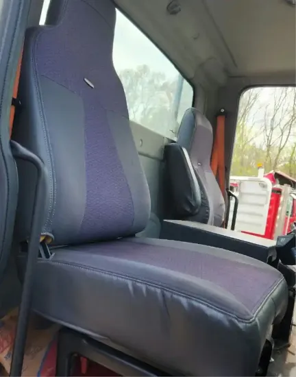 Picture of (Used) 2013 International DuraStart 4400, SEAT