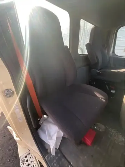 Picture of (Used) 2014 Freightliner Cascadia 113, SEAT