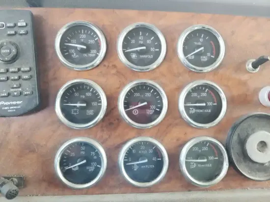 Picture of (Used) 2006 Peterbilt 379, INSTRUMENT CLUSTER