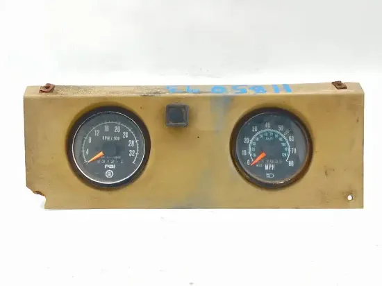 Picture of (Used) 1985 Mack RD686SX, INSTRUMENT CLUSTER