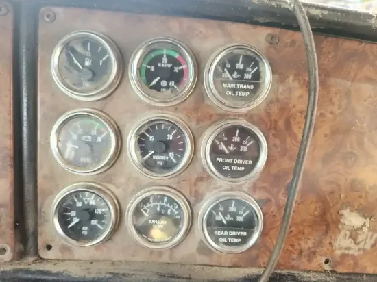 Picture of (Used) 2001 Peterbilt 378, INSTRUMENT CLUSTER