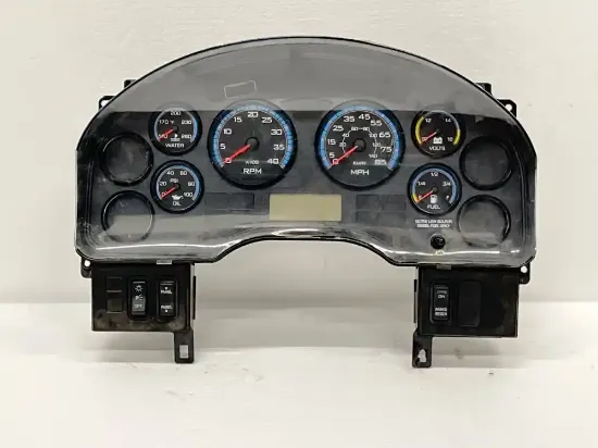 Picture of (Used) 2013 IC Corporation PC805, INSTRUMENT CLUSTER