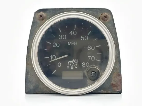 Picture of (Used) 2004 Mack MR688S, INSTRUMENTS CLUSTER