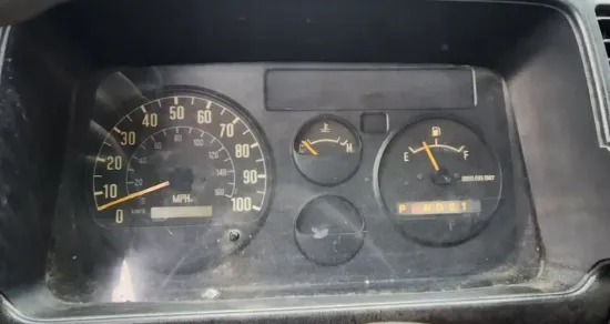 Picture of (Used) 2004 Isuzu NPR