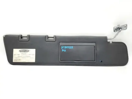 Picture of (Used) 2014 Freightliner Cascadia 113, SUN VISOR