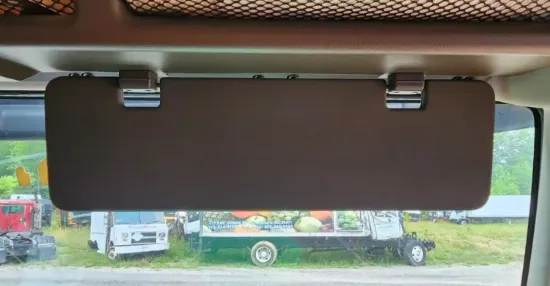 Picture of (Used) 2012 Volvo VNL, SUN VISOR