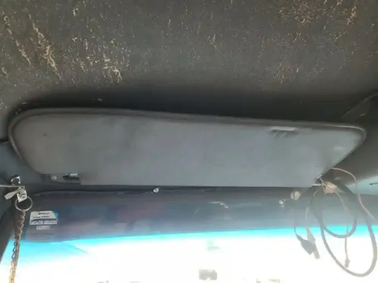 Picture of (Used) 1995 Ford LNT9000, SUN VISOR