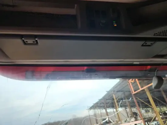 Picture of (Used) 2015 Volvo VNL, SUN VISOR