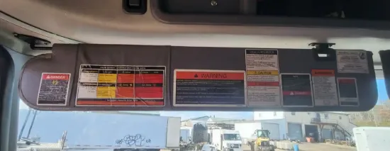 Picture of (Used) 2016 Mack CXU613, SUN VISOR