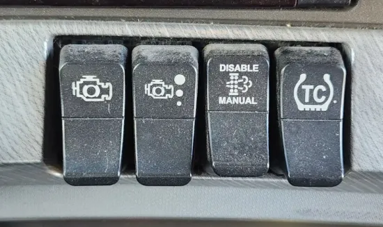 Picture of (Used) 2017 Kenworth T680, MISCELLANEOUS DASH SWITCHES
