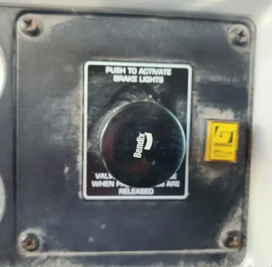 Picture of (Used) 2014 Kenworth T800, MISCELLANEOUS DASH SWITCHES