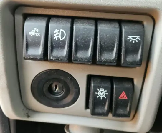 Picture of (Used) 2023 Peterbilt 579, MISCELLANEOUS DASH SWITCHES