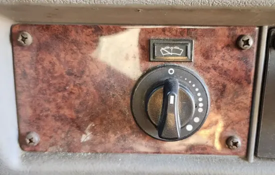 Picture of (Used) 2009 Kenworth T300, MISCELLANEOUS DASH SWITCHES