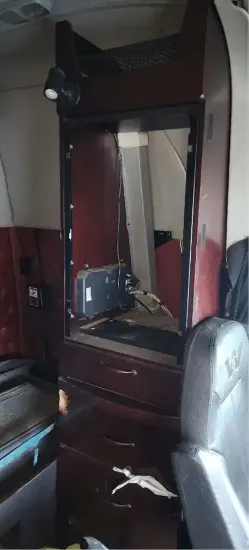 Picture of (Used) 2017 Western Star 5700, SLEEPER CABINETS