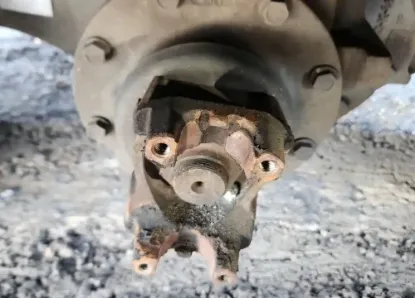 Picture of (Used) 2020 Hino 268, COMPLETE REAR DIFFERENTIAL
