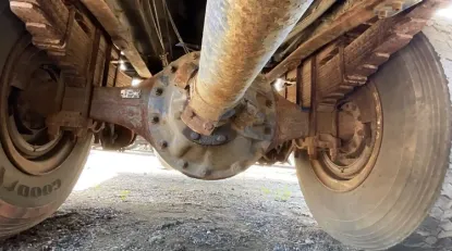 Picture of (Used) 1976 Ford 8000, COMPLETE REAR DIFFERENTIAL