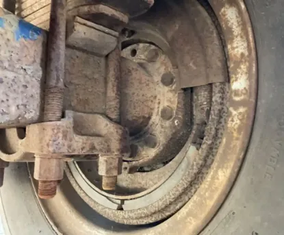 Picture of (Used) 1976 Ford 8000, COMPLETE REAR DIFFERENTIAL