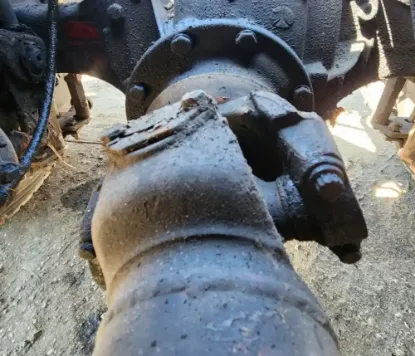 Picture of (Used) 1998 Seagrave Ladder, COMPLETE REAR DIFFERENTIAL