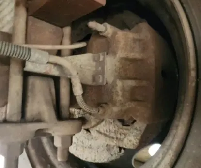 Picture of (Used) 2000 GMC C7500, COMPLETE REAR DIFFERENTIAL