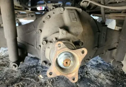Picture of (Used) 2018 Hino 155, COMPLETE REAR DIFFERENTIAL