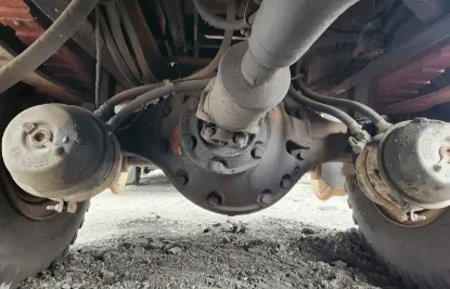Picture of (Used) 1993 International 4900, COMPLETE DIFFERENTIAL HOUSING ONLY