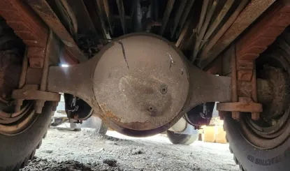 Picture of (Used) 1993 International 4900, COMPLETE DIFFERENTIAL HOUSING ONLY