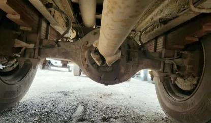 Picture of (Used) 2000 GMC C7500, COMPLETE DIFFERENTIAL HOUSING ONLY