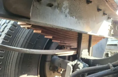 Picture of (Used) 1995 International 4900, REAR LEAF SPRINGS