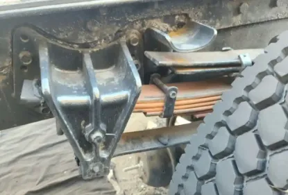 Picture of (Used) 1995 International 4900, REAR LEAF SPRINGS