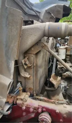 Picture of (Used) 2000 Mack RD688SX, COOLING ASSEMBLY
