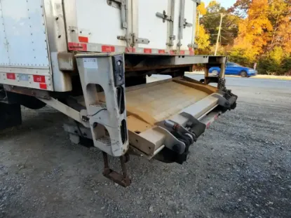 Picture of (Used) 2018 Hino 338, POWER LIFT GATE
