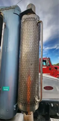 Picture of (Used) 2002 Peterbilt 379, MUFFLER SHIELD