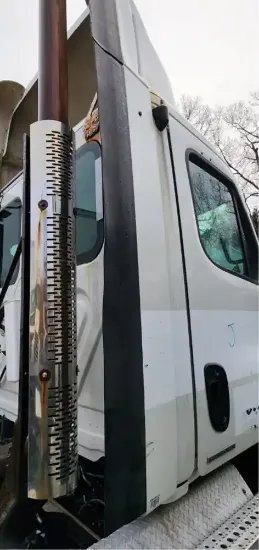 Picture of (Used) 2012 Freightliner Cascadia 113, CAB FAIRING
