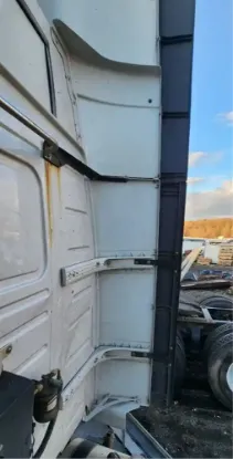 Picture of (Used) 2017 Volvo VNL, CAB FAIRING