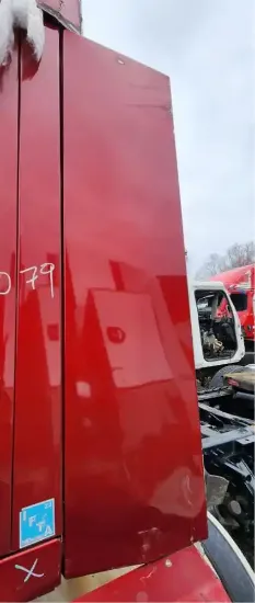 Picture of (Used) 2016 Mack CXU613, CAB FAIRING