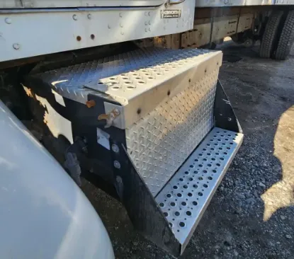 Picture of (Used) 2009 Kenworth T300, BATTERY BOX