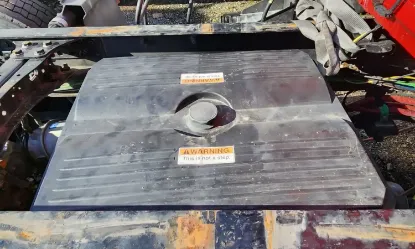 Picture of (Used) 2020 Freightliner Cascadia 126, BATTERY BOX COVER