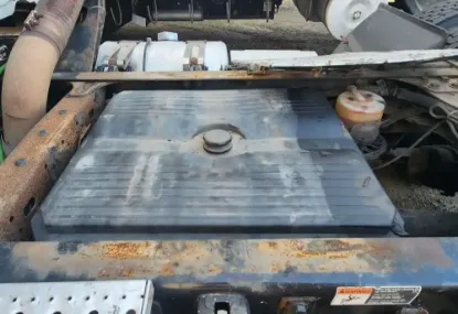Picture of (Used) 2012 Freightliner Cascadia 113, BATTERY BOX COVER