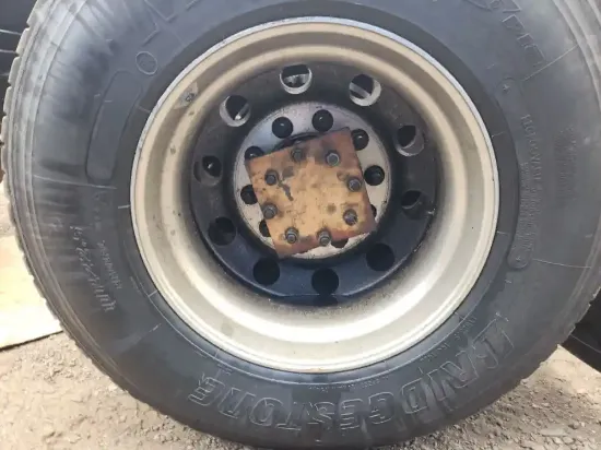 Picture of (Used) 2019 Freightliner Cascadia 113, DIFFERENTIAL HUBS
